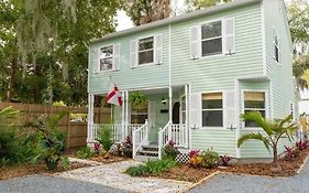 Magnolia House